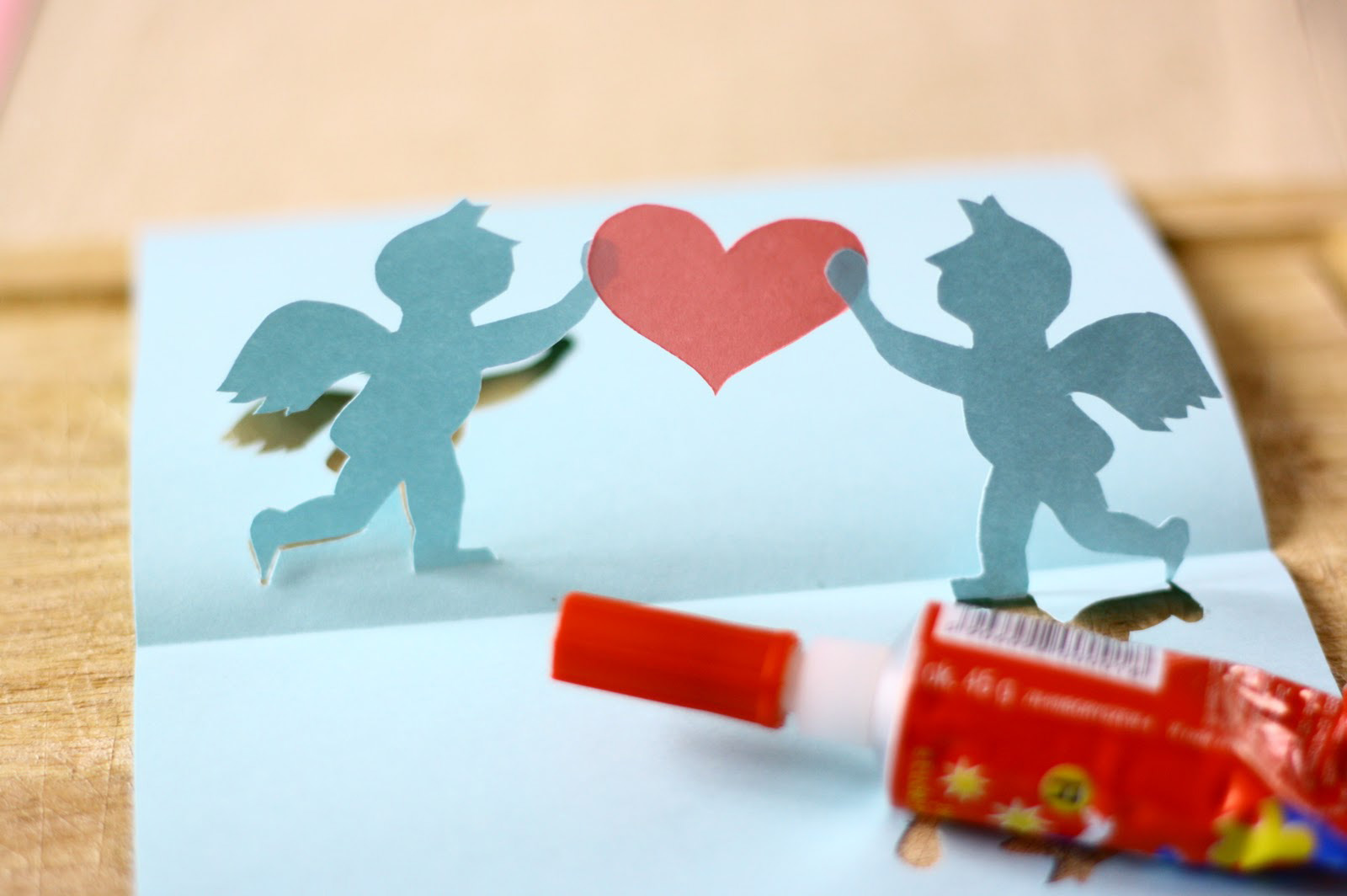 Как сделать оригинальную открытку ко Дню Святого Валентина