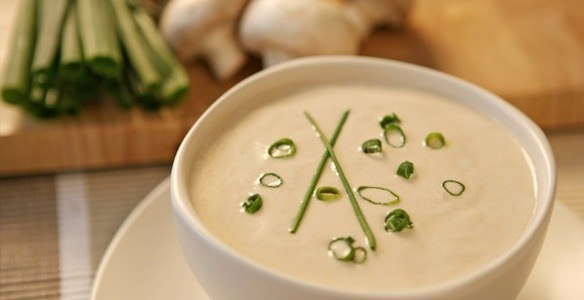 Диетический крем-суп из шампиньонов.