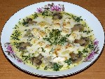 Сырный суп с грибами и курицей