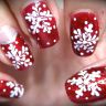 Снежинки на ногтях-3