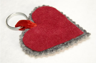 Как сделать брелок для ключей ко Дню Святого Валентина &amp;ndash; пошаговая инструкция с фото