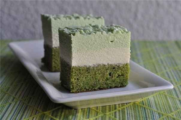 Фисташковый торт с зеленым чаем 